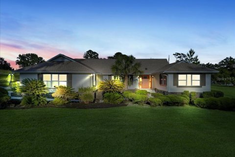 House in Ocala, Florida 3 bedrooms, 295.24 sq.m. № 1573922 - photo 2