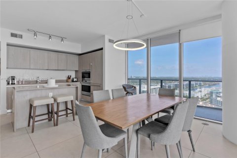 Купить кондоминиум в Холливуд, Флорида 2 спальни, 106.37м2, № 1983265 - фото 13