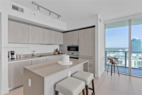 Купить кондоминиум в Холливуд, Флорида 2 спальни, 106.37м2, № 1983265 - фото 6