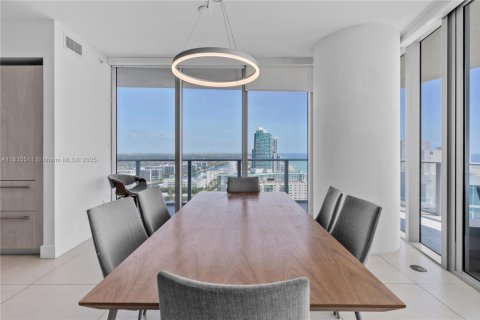 Купить кондоминиум в Холливуд, Флорида 2 спальни, 106.37м2, № 1983265 - фото 12