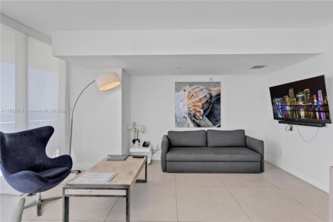 Купить кондоминиум в Холливуд, Флорида 2 спальни, 106.37м2, № 1983265 - фото 8