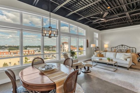 Condo in Lakeland, Florida, 1 bedroom  № 2195158 - photo 4