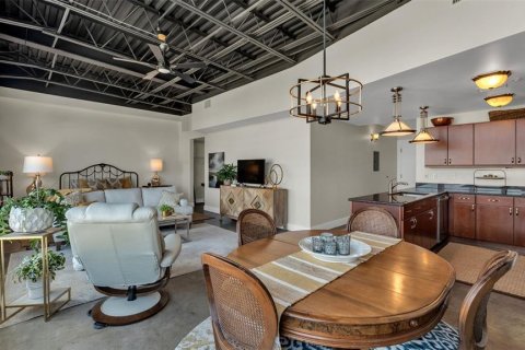 Condo in Lakeland, Florida, 1 bedroom  № 2195158 - photo 26