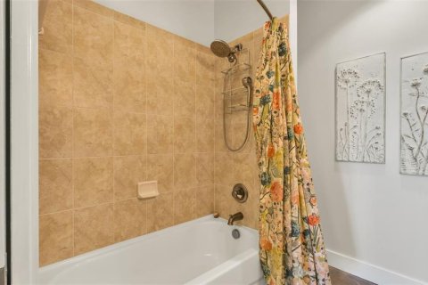 Condo in Lakeland, Florida, 1 bedroom  № 2195158 - photo 24