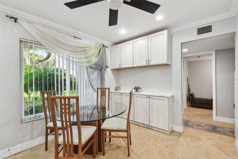 Condo in Palm Harbor, Florida, 2 bedrooms  № 1751470 - photo 21