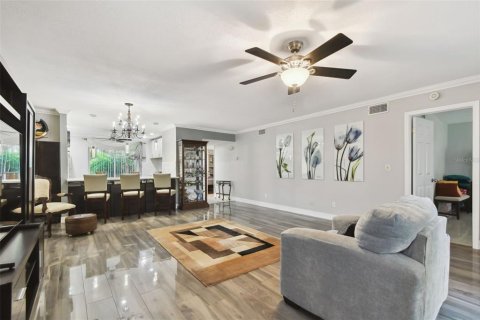 Condo in Palm Harbor, Florida, 2 bedrooms  № 1751470 - photo 11