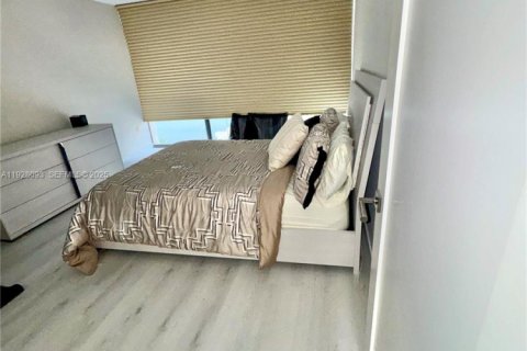 Купить кондоминиум в Майами, Флорида 1 спальня, 70.33м2, № 1986896 - фото 15