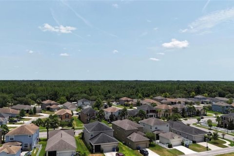 House in Land O' Lakes, Florida 5 bedrooms, 337.14 sq.m. № 1792048 - photo 18
