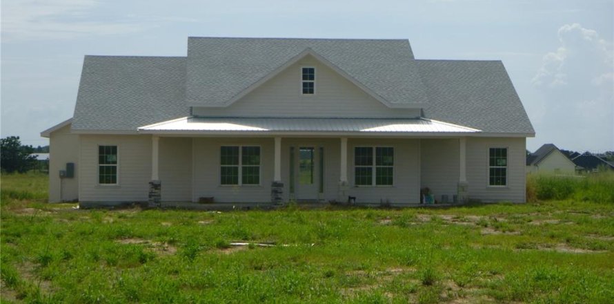 House in Bartow, Florida 4 bedrooms, 238.57 sq.m. № 2283489