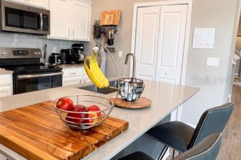 Adosado en venta en Winter Garden, Florida, 3 dormitorios, 159.51 m2 № 2200782 - foto 7