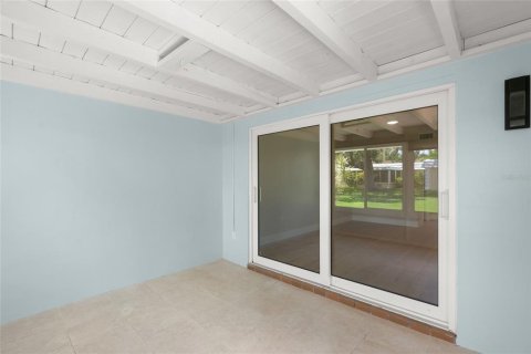 House in Sarasota, Florida 2 bedrooms, 107.4 sq.m. № 2291060 - photo 24