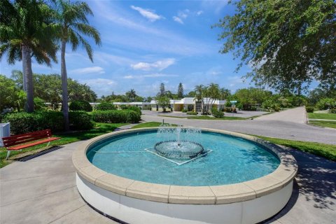House in Sarasota, Florida 2 bedrooms, 107.4 sq.m. № 2291060 - photo 29