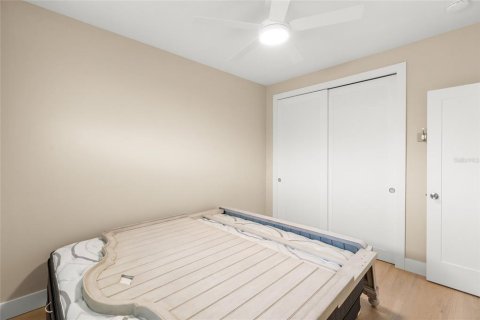 House in Sarasota, Florida 2 bedrooms, 107.4 sq.m. № 2291060 - photo 13