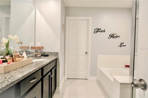 Купить виллу или дом в Киссимми, Флорида 3 комнаты, 218.41м2, № 2143475 - фото 28