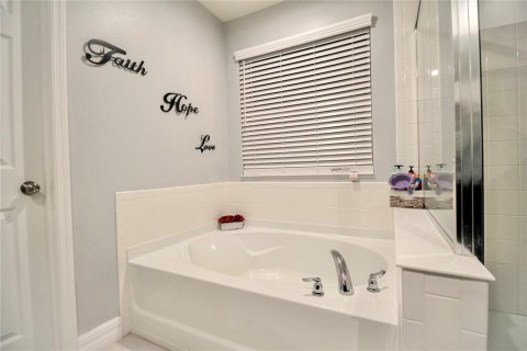 Купить виллу или дом в Киссимми, Флорида 3 комнаты, 218.41м2, № 2143475 - фото 30