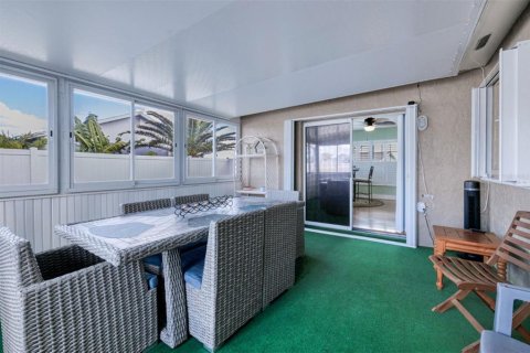 House in Port Charlotte, Florida 2 bedrooms, 118.36 sq.m. № 1614495 - photo 28