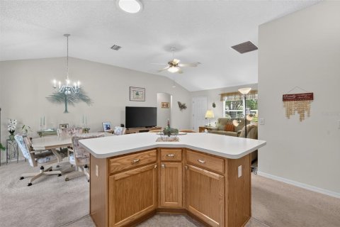 Villa ou maison à vendre à The Villages, Floride: 3 chambres, 129.32 m2 № 2314335 - photo 8