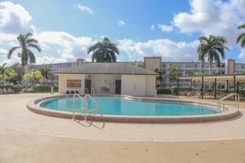 Condo in Boca Raton, Florida, 1 bedroom  № 2187998 - photo 23