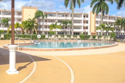 Condo in Boca Raton, Florida, 1 bedroom  № 2187998 - photo 21