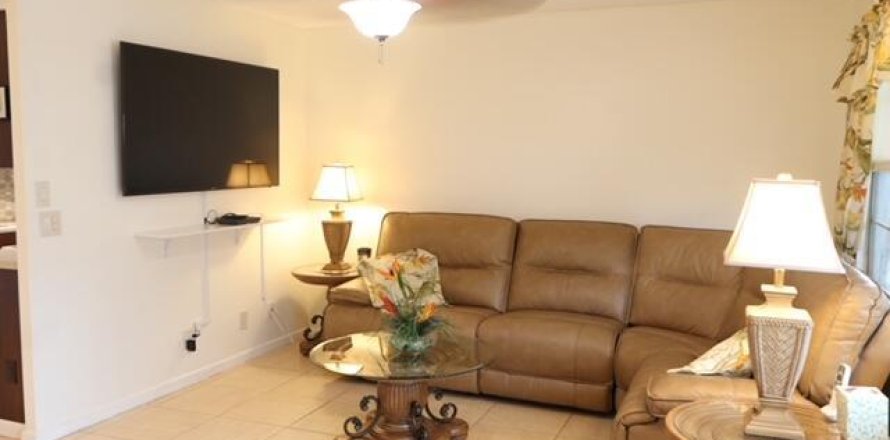 Condo in Boca Raton, Florida, 1 bedroom  № 2187998