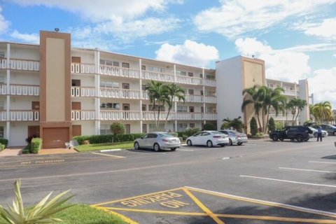 Condo in Boca Raton, Florida, 1 bedroom  № 2187998 - photo 19