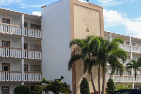 Condo in Boca Raton, Florida, 1 bedroom  № 2187998 - photo 24