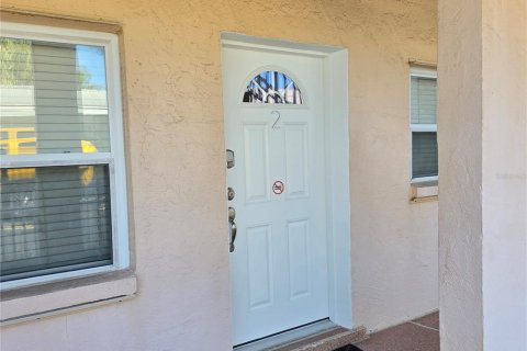 Condominio en venta en Saint Pete Beach, Florida, 1 dormitorio, 52.68 m2 № 2232245 - foto 2