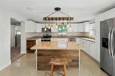 Casa en venta en Seminole, Florida, 4 dormitorios, 173.73 m2 № 2358599 - foto 6