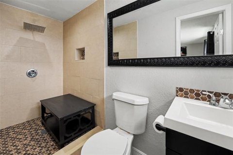 Casa en venta en Seminole, Florida, 4 dormitorios, 173.73 m2 № 2358599 - foto 17