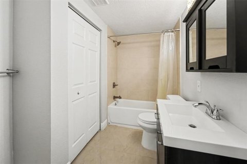 Casa en venta en Seminole, Florida, 4 dormitorios, 173.73 m2 № 2358599 - foto 12