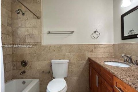 Снять в аренду виллу или дом в Майами, Флорида 4 спальни, 219.81м2, № 2024978 - фото 9