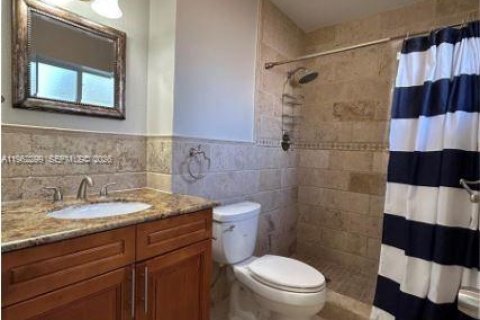 Снять в аренду виллу или дом в Майами, Флорида 4 спальни, 219.81м2, № 2024978 - фото 11