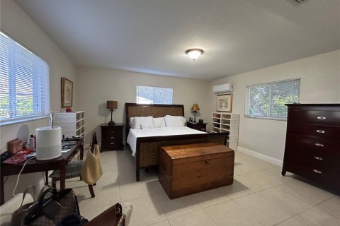 Снять в аренду виллу или дом в Майами, Флорида 4 спальни, 219.81м2, № 2024978 - фото 8