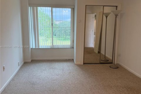 Copropriété à vendre à Lauderhill, Floride: 2 chambres, 90.3 m2 № 2040970 - photo 24