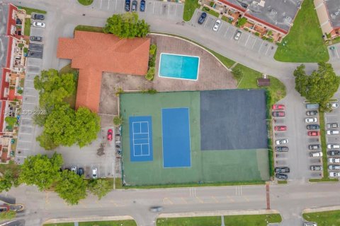 Copropriété à vendre à Lauderhill, Floride: 2 chambres, 90.3 m2 № 2040970 - photo 4