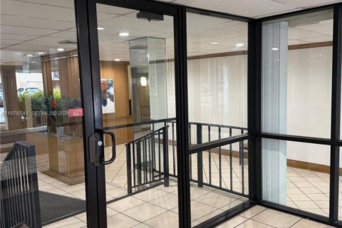 Copropriété à vendre à Lauderhill, Floride: 2 chambres, 90.3 m2 № 2040970 - photo 10