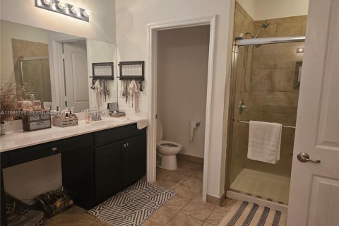 House in Homestead, Florida 5 bedrooms, 237.46 sq.m. № 2058453 - photo 19