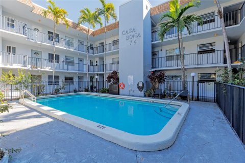 Copropriété à vendre à Hallandale Beach, Floride: 1 chambre, 64.1 m2 № 2081067 - photo 5