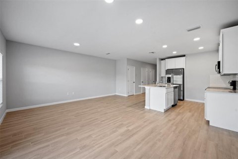 Touwnhouse à louer à Orlando, Floride: 3 chambres, 145.76 m2 № 1831335 - photo 15
