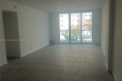 Снять в аренду кондоминиум в Холливуд, Флорида 1 спальня, 81.2м2, № 2036094 - фото 3