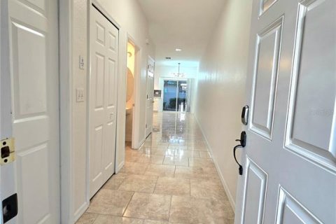 Touwnhouse à louer à Largo, Floride: 2 chambres, 125.42 m2 № 2418975 - photo 2