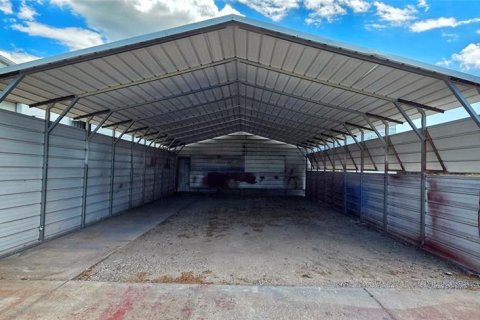 Commercial property in Hudson, Florida 1254.18 sq.m. № 2258988 - photo 8