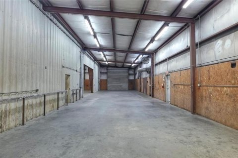 Commercial property in Hudson, Florida 1254.18 sq.m. № 2258988 - photo 20