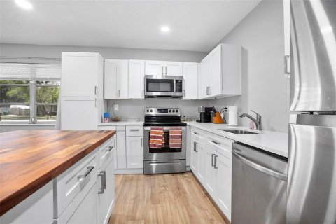 Casa en venta en Deltona, Florida, 2 dormitorios, 114.27 m2 № 1751776 - foto 4
