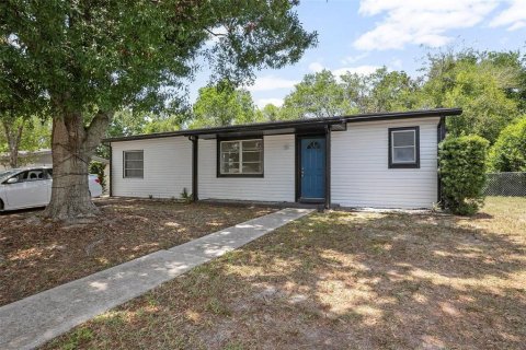 Casa en venta en Deltona, Florida, 2 dormitorios, 114.27 m2 № 1751776 - foto 1