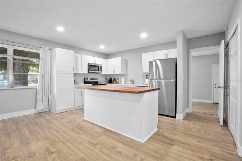 Casa en venta en Deltona, Florida, 2 dormitorios, 114.27 m2 № 1751776 - foto 3