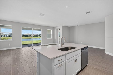 Villa ou maison à vendre à Parrish, Floride: 4 chambres, 186.27 m2 № 2294795 - photo 13
