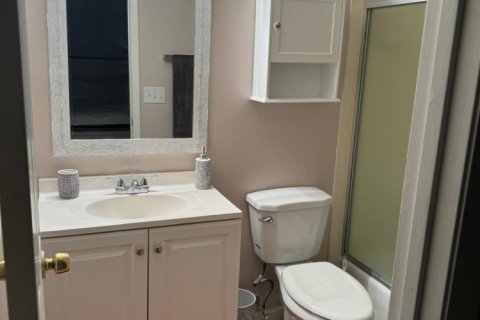 Adosado en alquiler en Fort Pierce, Florida, 2 dormitorios, 104.05 m2 № 1231437 - foto 1