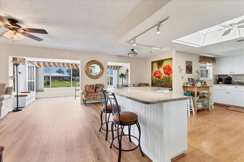Copropriété à vendre à Bradenton, Floride: 2 chambres, 139.82 m2 № 1843657 - photo 18
