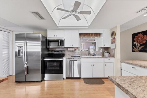 Copropriété à vendre à Bradenton, Floride: 2 chambres, 139.82 m2 № 1843657 - photo 16